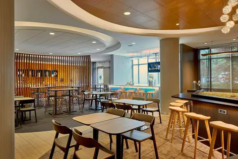 SpringHill Suites Atlanta Airport Gateway 4