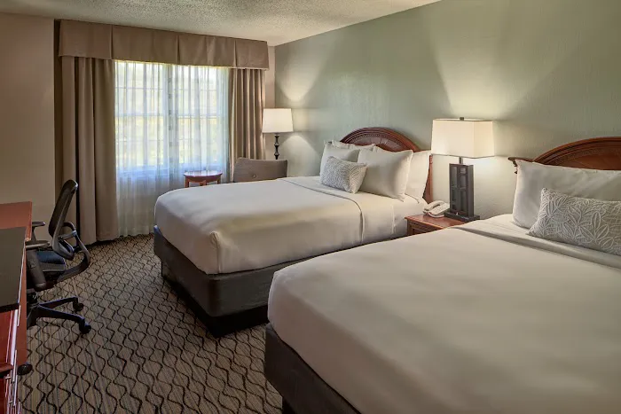 Sonesta Atlanta Airport South 4