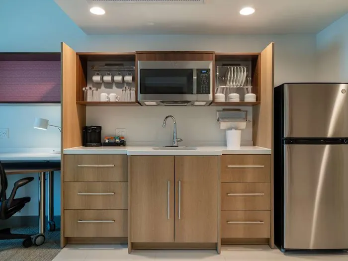 Home2 Suites by Hilton Atlanta Airport College Park 4