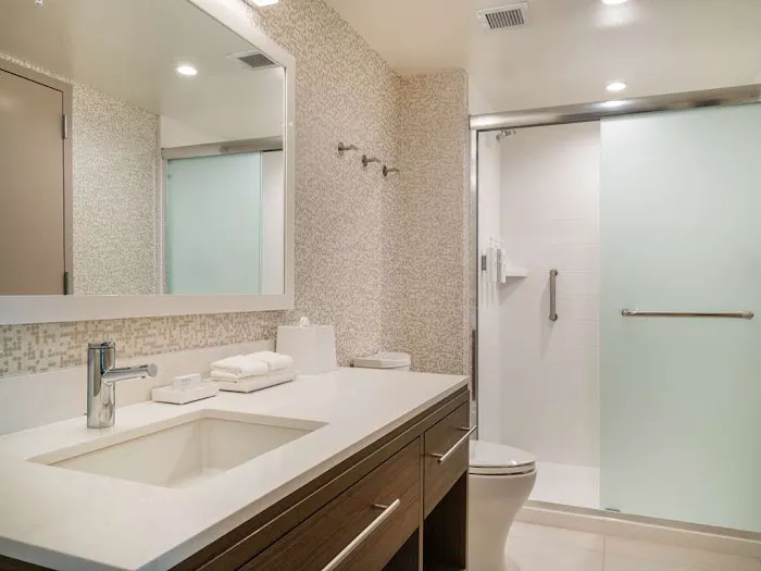 Home2 Suites by Hilton Atlanta Airport College Park 4