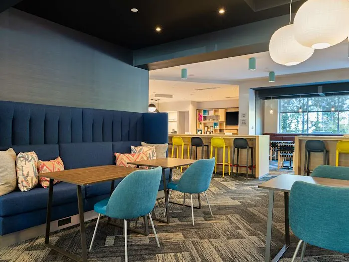 Home2 Suites by Hilton Atlanta Airport College Park 4