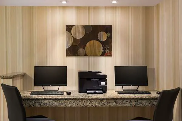 Country Inn & Suites by Radisson, Atlanta Airport South, GA 4
