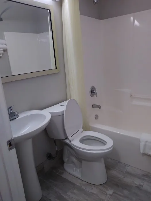 Sundown Suites Jonesboro 4