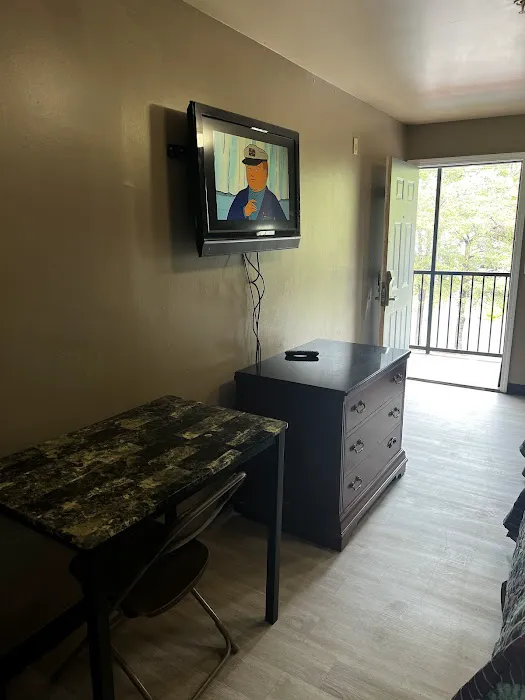 Live In Lodge Extended Stay 4