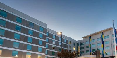 Tru by Hilton Atlanta Airport College Park