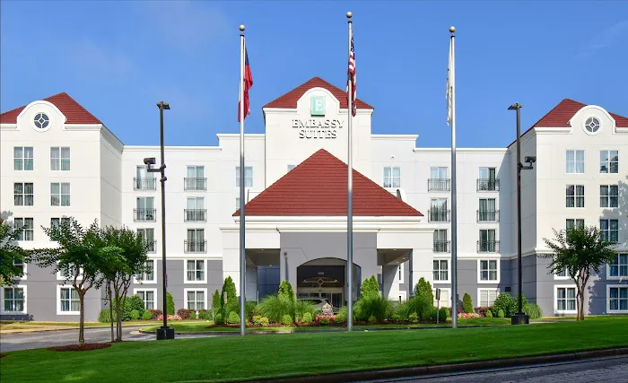 Embassy Suites by Hilton Atlanta Airport 4