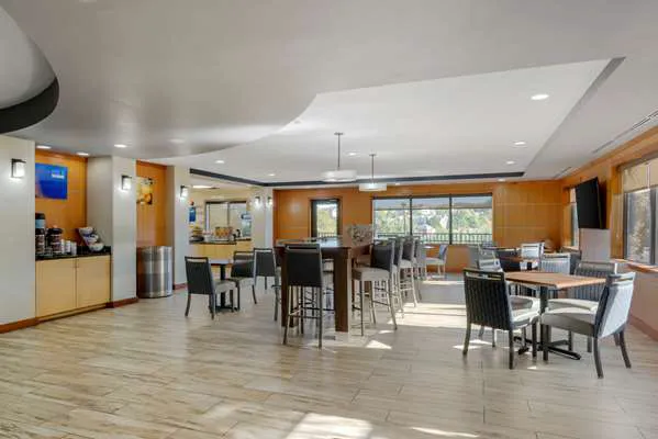 Comfort Suites Stockbridge Atlanta South 4