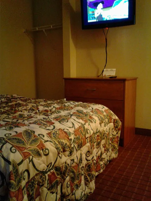 Stay Inn & Suites 4