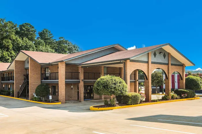 Americas Best Value Inn Stockbridge 4
