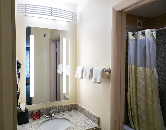 Days Inn by Wyndham College Park Atlanta Airport South 4