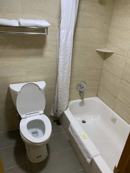 Best American Inn 4