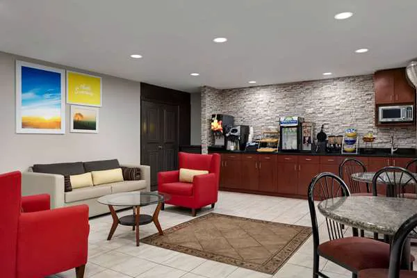 Days Inn by Wyndham Covington 4