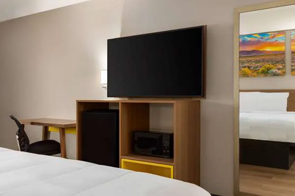 Days Inn by Wyndham Covington 4