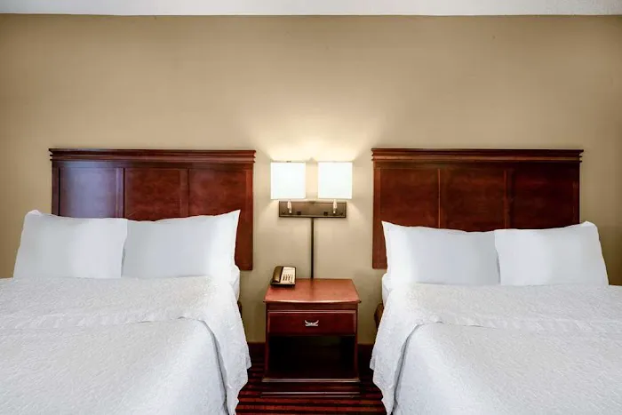 Hampton Inn Covington 4