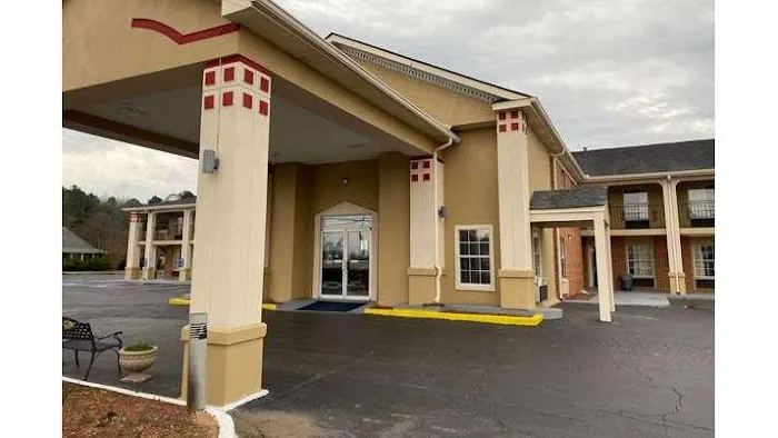 Super 8 by Wyndham Covington 4