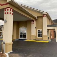 Super 8 by Wyndham Covington ico
