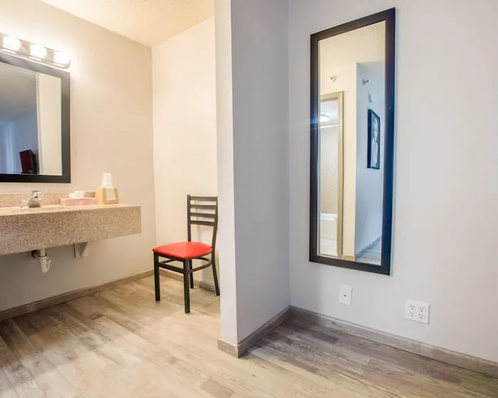 My Home & Suites Covington 4