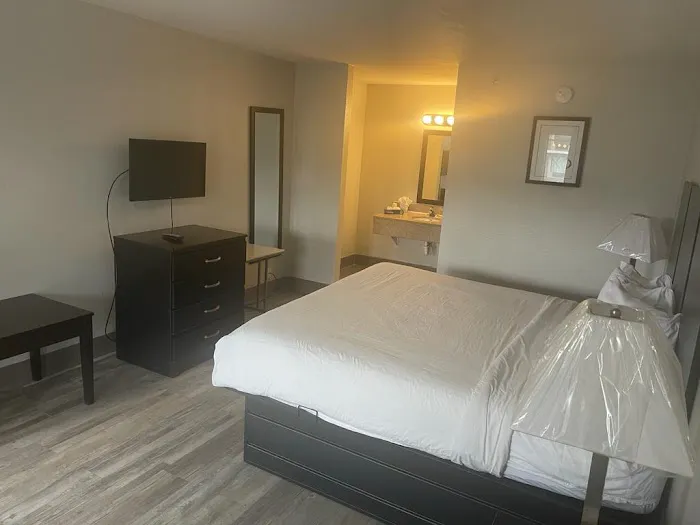 My Home & Suites Covington 4