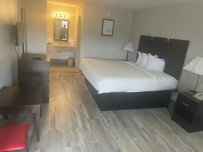 My Home & Suites Covington 4