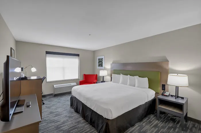Country Inn & Suites by Radisson, Braselton, GA 4