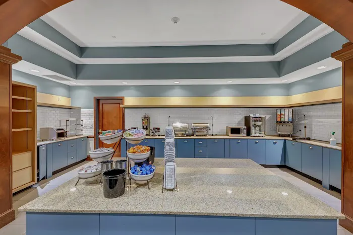 Country Inn & Suites by Radisson, Braselton, GA 4