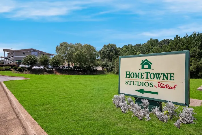 HomeTowne Studios Covington, GA 4
