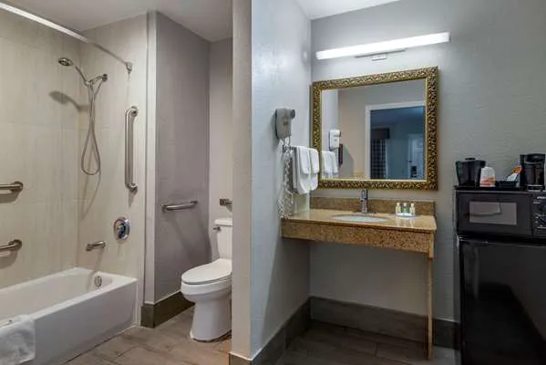 Quality Inn Covington 4