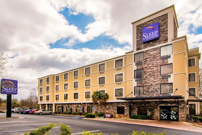 Sleep Inn & Suites 4