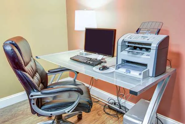 Comfort Inn & Suites 4