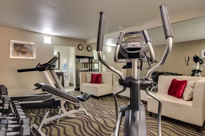Quality Inn & Suites Athens University Area 4