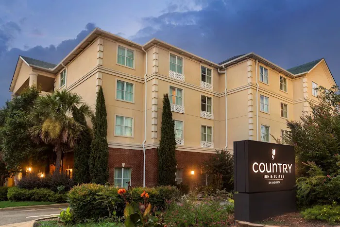 Country Inn & Suites by Radisson, Athens, GA 4