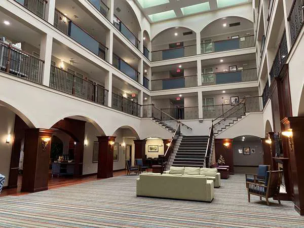 Country Inn & Suites by Radisson, Athens, GA 4