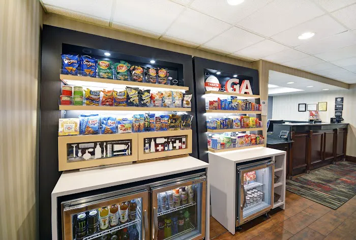 Hampton Inn Athens 4