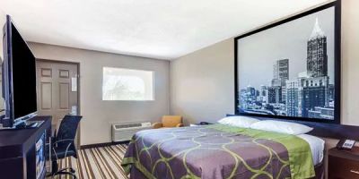 Super 8 by Wyndham Stockbridge