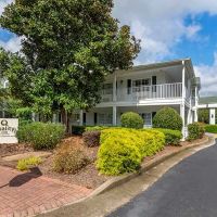 Quality Inn Fayetteville near Historic Downtown Square ico