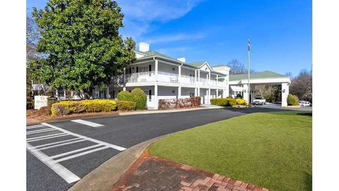 Quality Inn Fayetteville near Historic Downtown Square 4