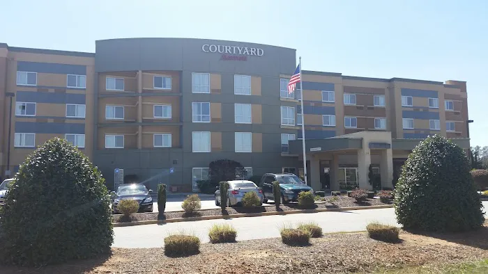 Courtyard Atlanta McDonough 4