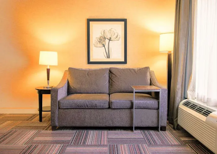 Hampton Inn & Suites Flowery Branch Lake Lanier 4