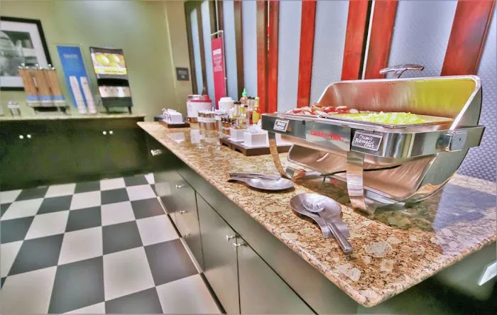 Hampton Inn & Suites Flowery Branch Lake Lanier 4