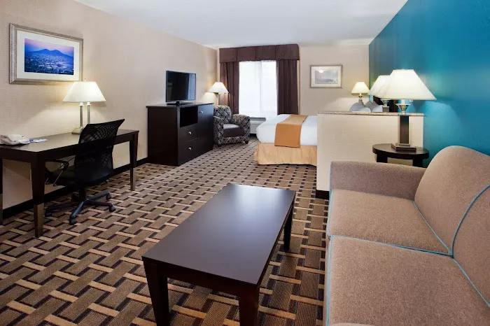 Holiday Inn Express & Suites Buford NE - Lake Lanier by IHG 4