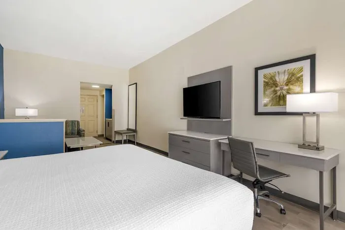Best Western Plus Lake Lanier Gainesville Hotel & Suites 4