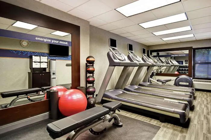 Hampton Inn Atlanta-Mall Of Georgia 4