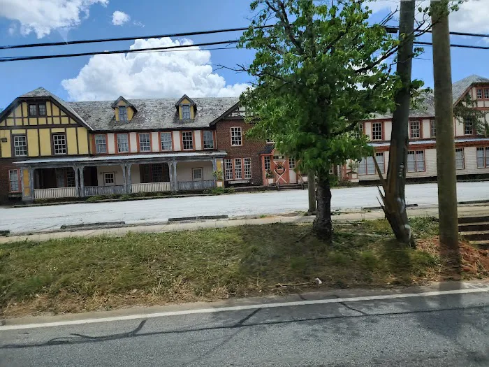Historic Village Inn Hotel, Born in 1906 4
