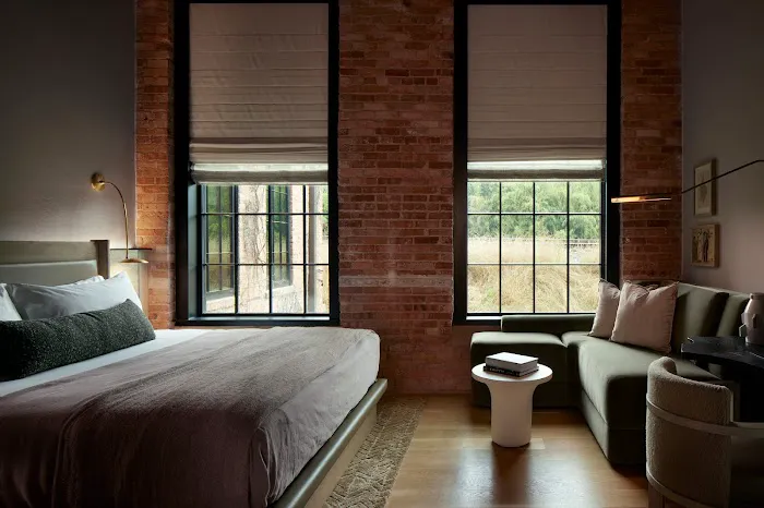 Rivet House 4