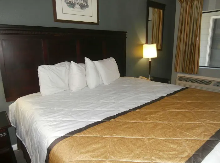 Americas Best Value Inn Athens, GA 4