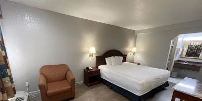FairBridge Inn & Suites McDonough