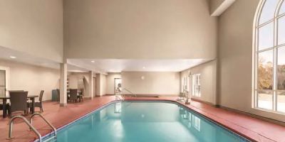 Country Inn & Suites by Radisson, Griffin, GA