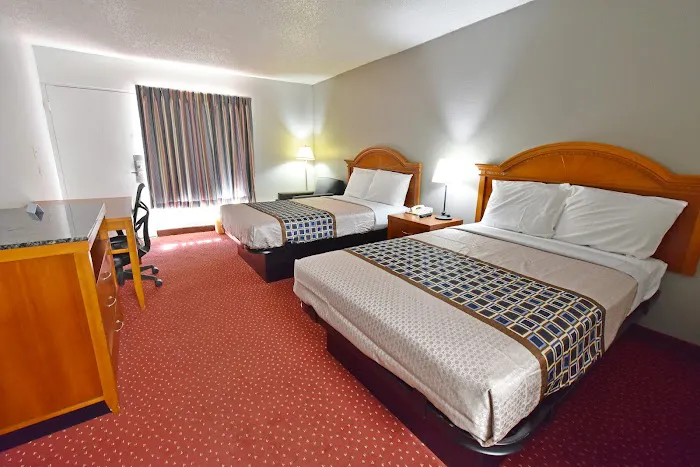 Travel Inn 4