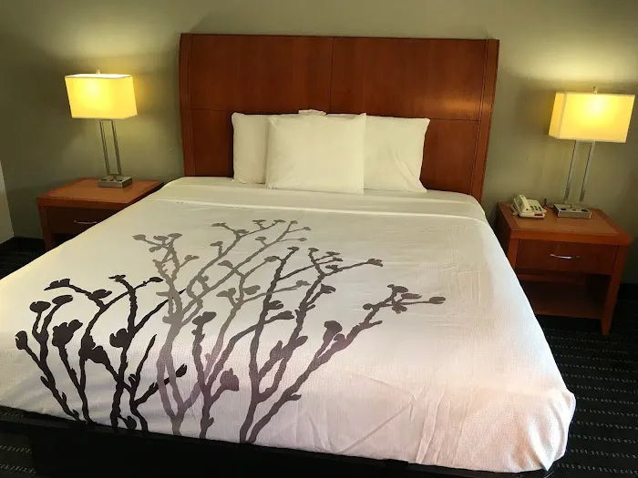 Travel Inn 4
