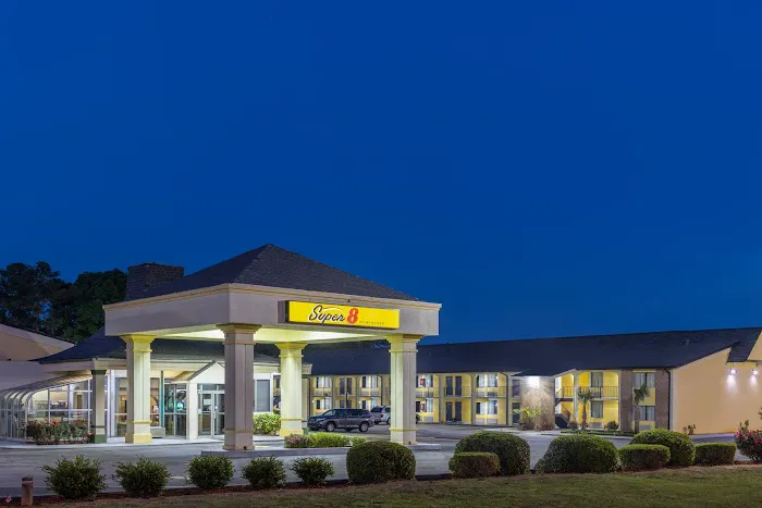 Super 8 by Wyndham McDonough GA 4